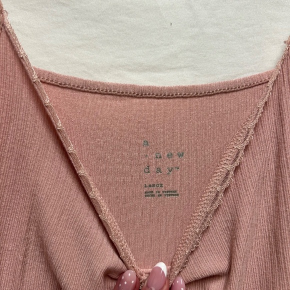 Pink Tank Top With Lace Detailing - Picture 4 of 5